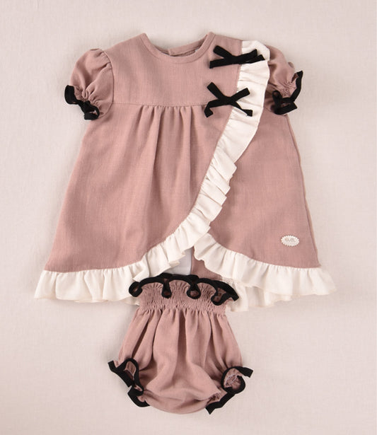 Conjunto de Vestido y Cubrepañal con Lazos – José Varón