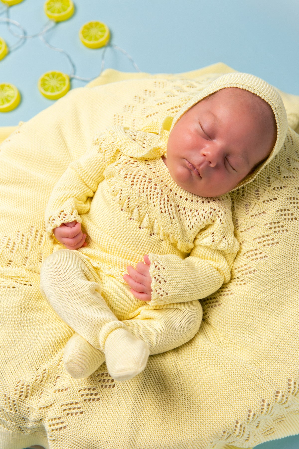 Conjunto Primera Puesta Hilo Amarillo 3 Piezas Mac Ilusión 0003G  Precio: 36,99 €